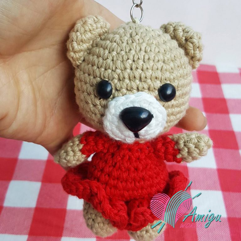 Amigurumi bear keychain free crochet pattern