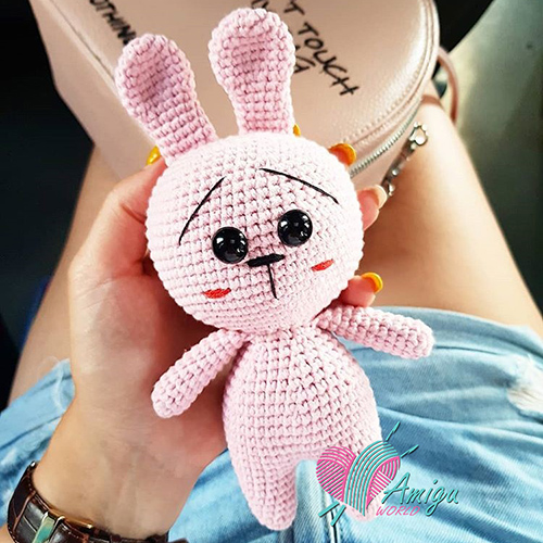 Crochet cute pink bunny amigurumi