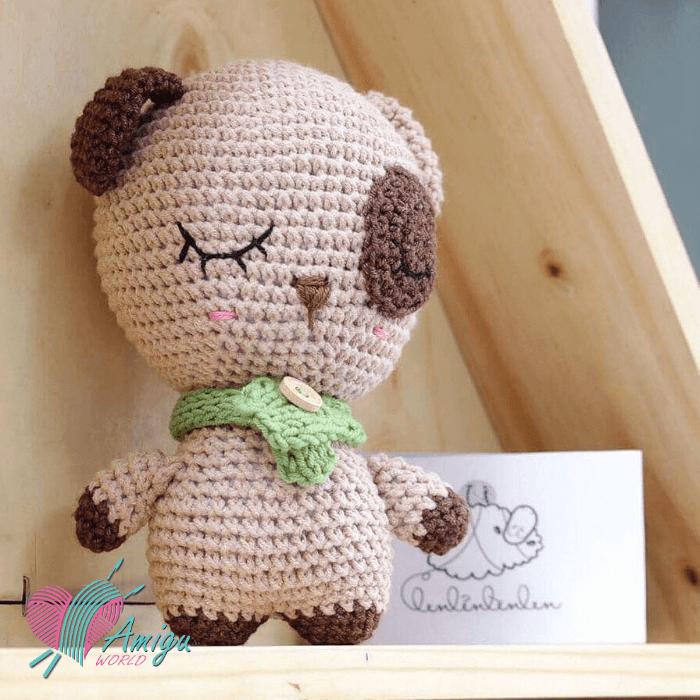 Fat dog amigurumi free crochet pattern (photo: lenlenlenlen)