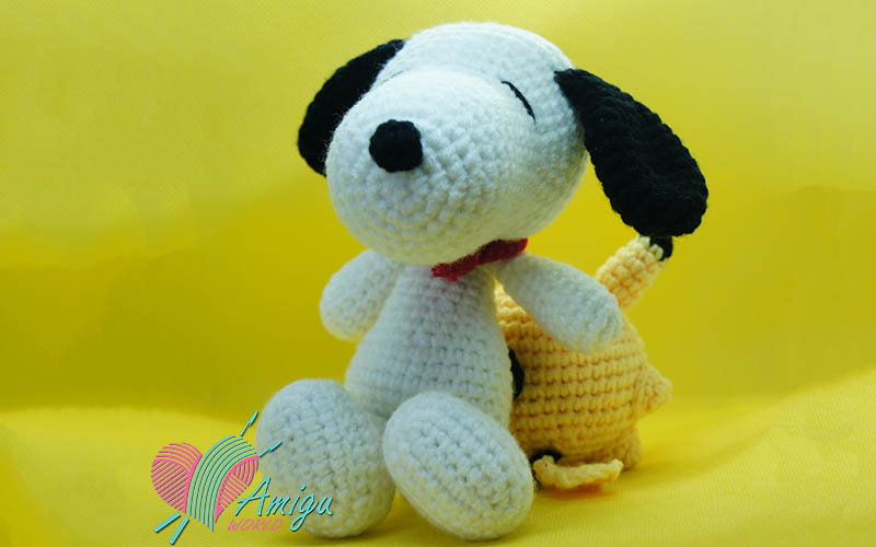 How to crochet a Snoopy dog amigurumi