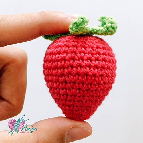 How to crochet small strawberry amigurumi pattern