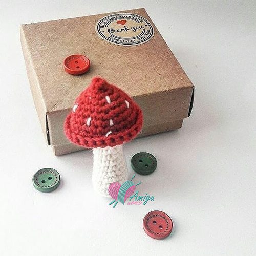 Mushroom keychain amigurumi – Turkish Pattern
