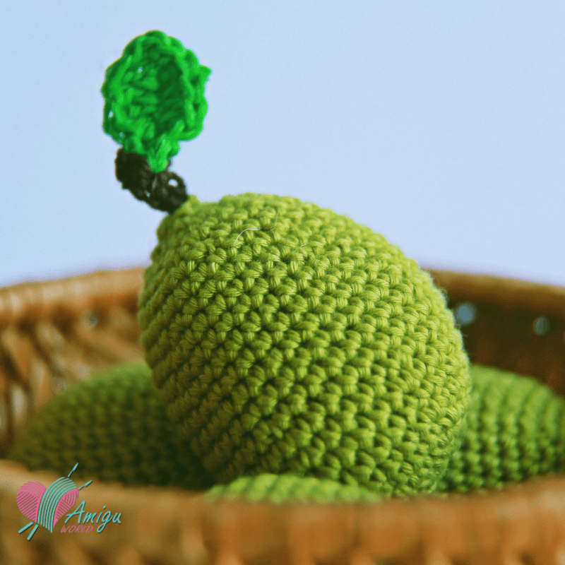 Pear amigurumi crochet pattern