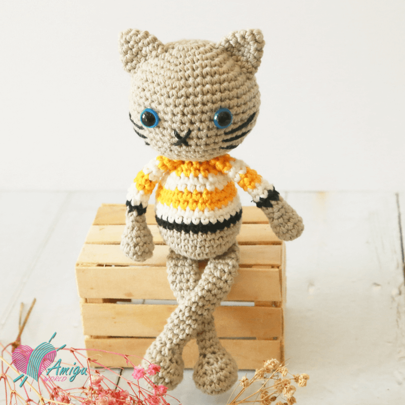 Amigurui cat crochet pattern by Amigu World