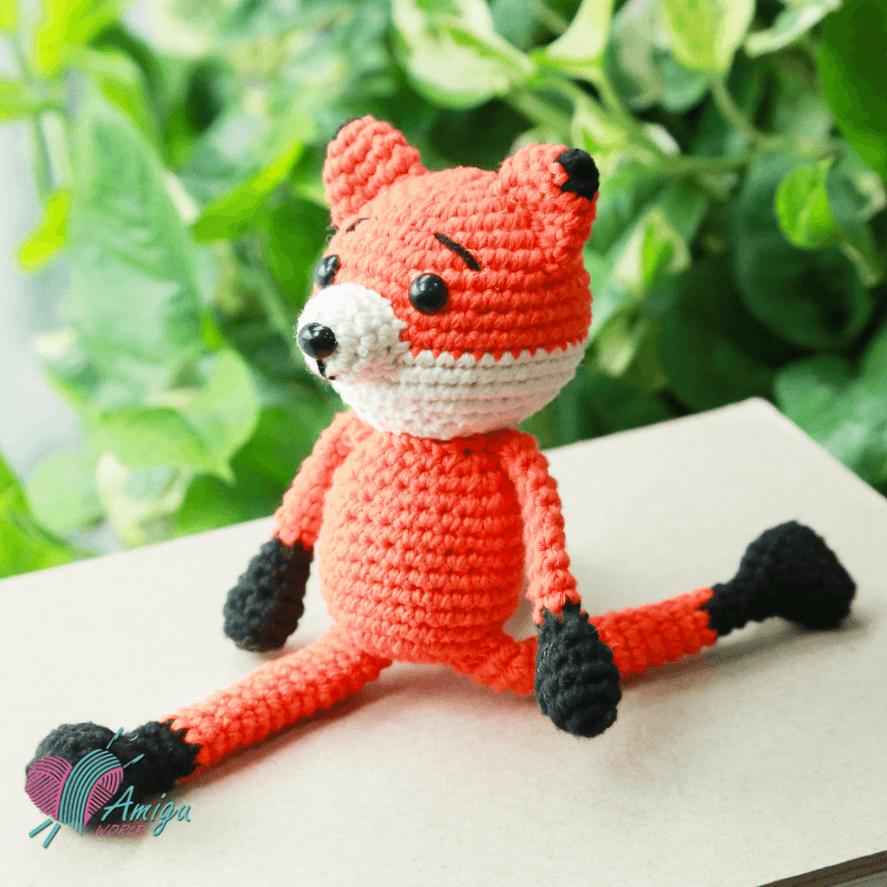 Amigurumi Fox Free crochet pattern by Amiguworld (Photo: @amiguworld)