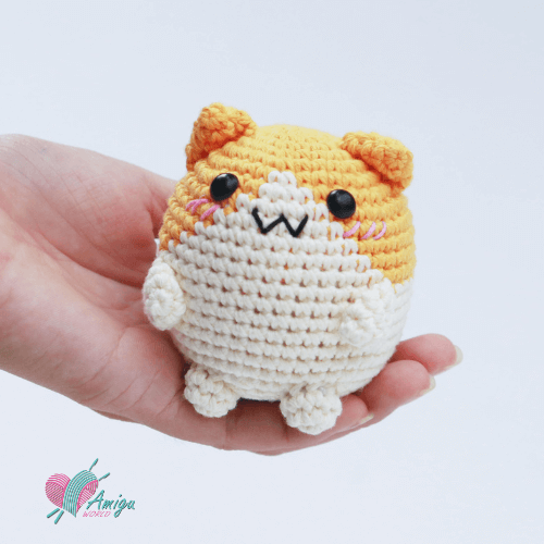 Crochet Cat Amigurumi: A Petite Pocket-Sized Companion