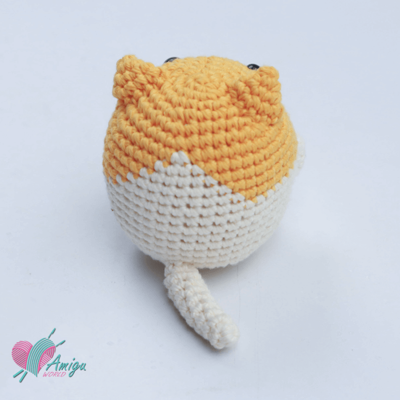 Crochet Cat Amigurumi: A Petite Pocket-Sized Companion