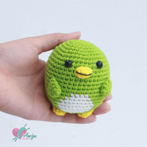 Crochet Penguin Amigurumi: Free Pattern and Tutorial