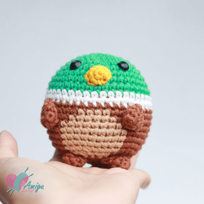 Amigurumi little Mallard Duck crochet pattern by AmiguWorld