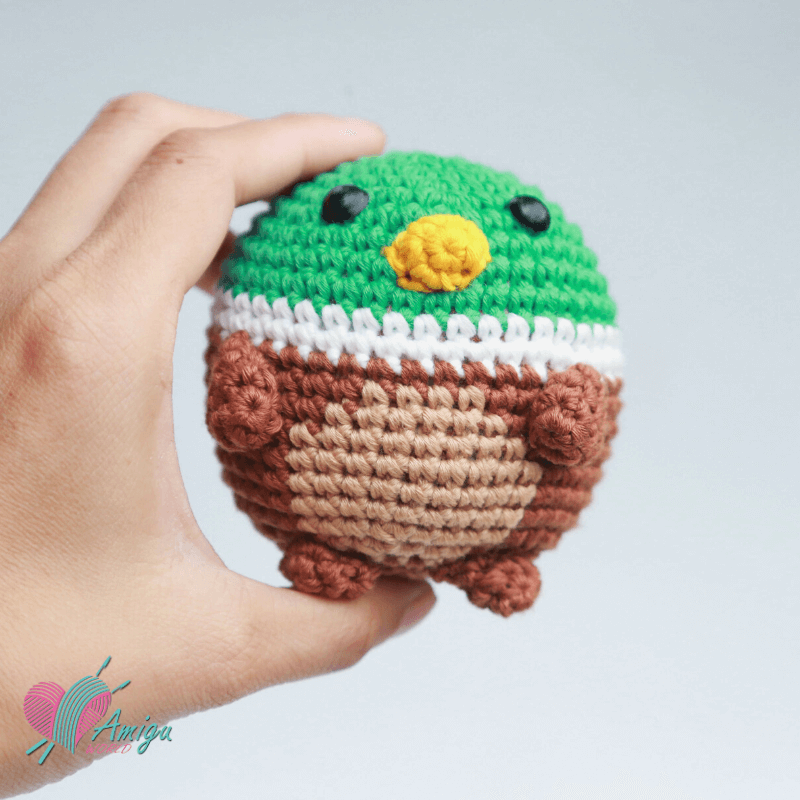 Amigurumi little Mallard Duck crochet pattern by AmiguWorld