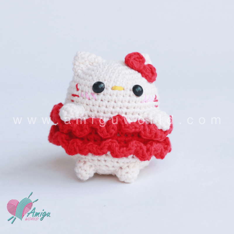 Amigurumi Hello Kitty Free crochet pattern by AmiguWorld