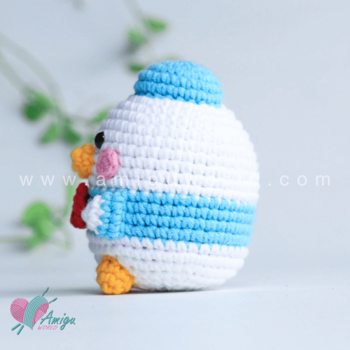 Amigurumi chubby Donald duck character free crochet pattern