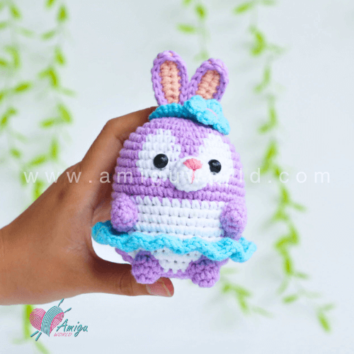 Chibi Stella Lou Disney character amigurumi free crochet pattern