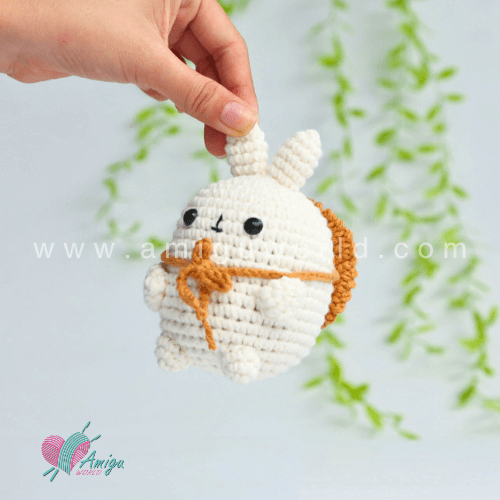 Amigurumi Molang character free crochet pattern